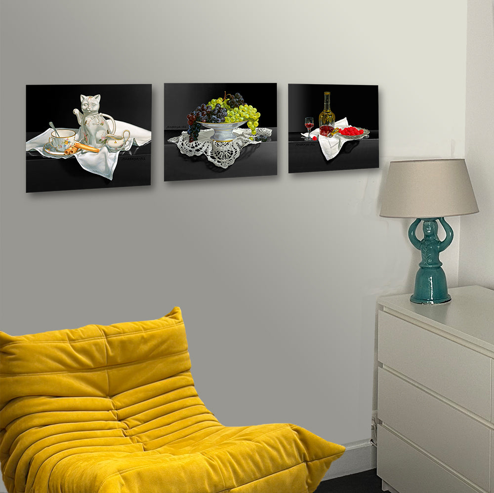 Blanc_et_noir_et_deux_autres_tableaux en impression HD dans coin salon. Barraya-bis